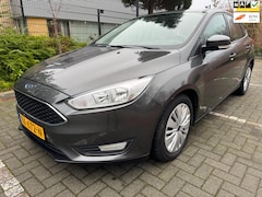 Ford Focus - 1.0 Lease Edition / Apple/Android Carplay / Navi / PDC