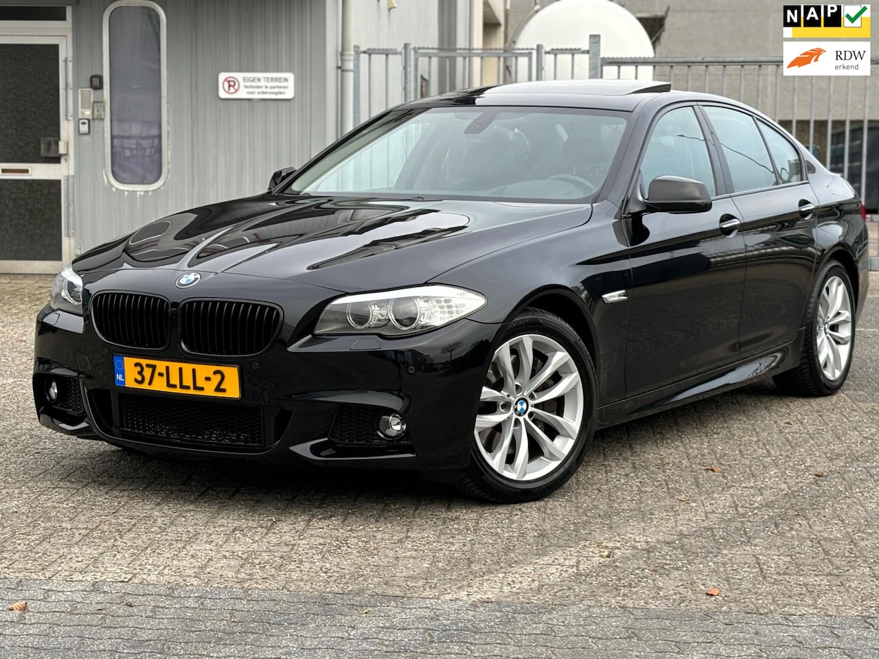 BMW 5-serie - 535i High Executive 535i High Executive, Nap, M-Pakket, HUD, Navi,Schuifdak - AutoWereld.nl