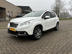 Peugeot 2008 - 1.2 PureTech Allure 130pk [ panodak, fm navi, ecc, cruise, trekhaak ]