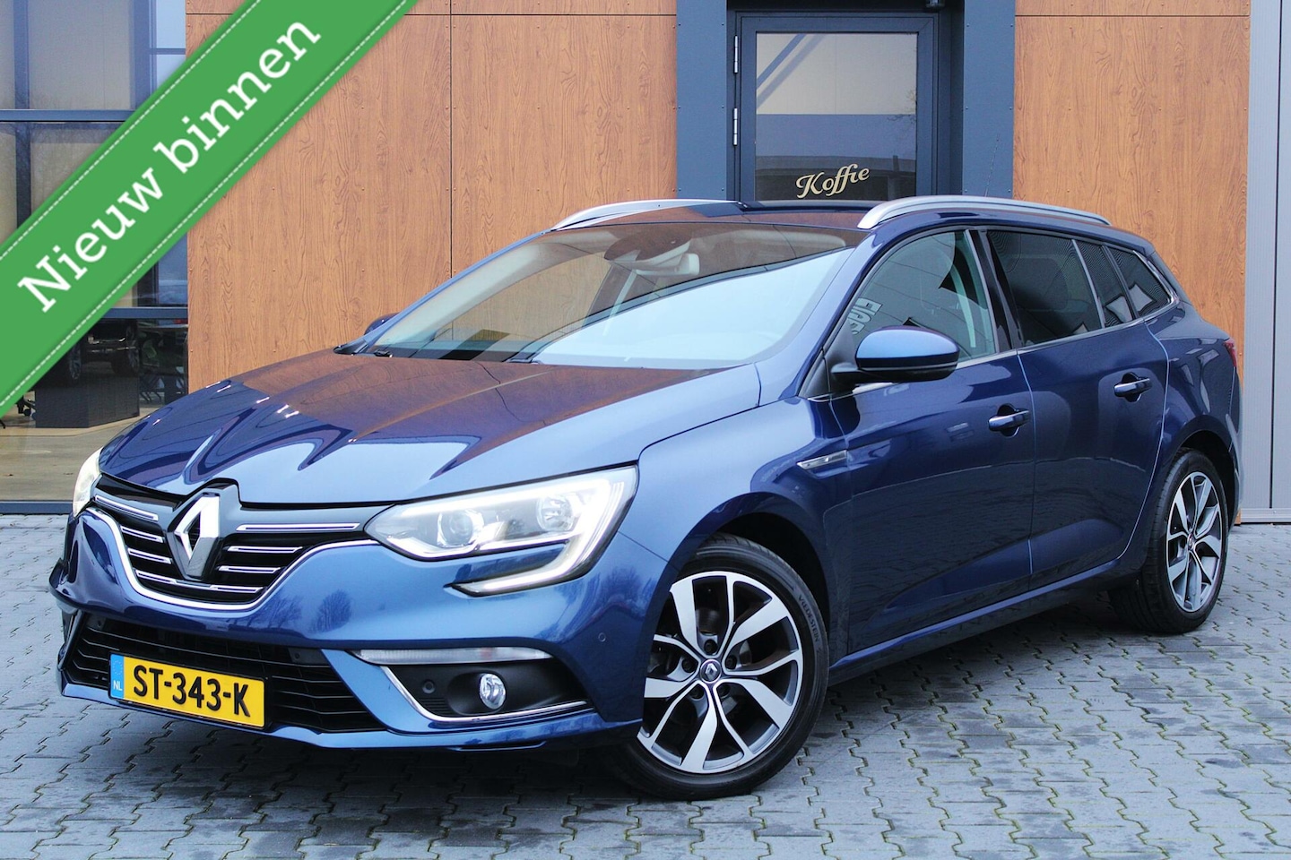 Renault Mégane - 1.5dCi AUT Bose | Camera | Trekhaak | Stoelverwarming - AutoWereld.nl