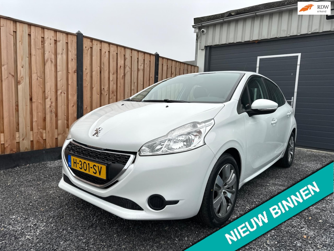 Peugeot 208 - 1.0 VTi Active Cruise | PDC | Bluetooth | APK - AutoWereld.nl