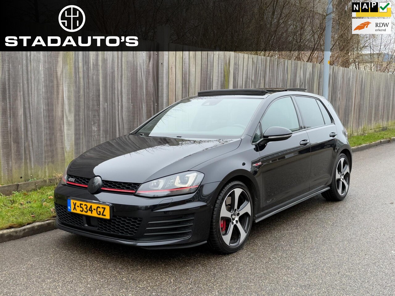 Volkswagen Golf - 2.0 TSI GTI DSG Performance Pano|Dynadio|Camera! - AutoWereld.nl