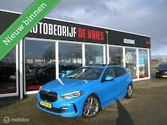 BMW 1-serie - 118i M Sport Full Options ACC/Pano/Stoelverw/NAP