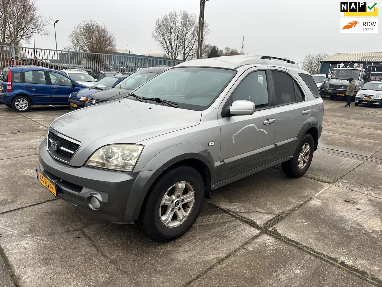 Kia Sorento - 2.5 CRDI LX HR 2.5 CRDI LX HR - AutoWereld.nl