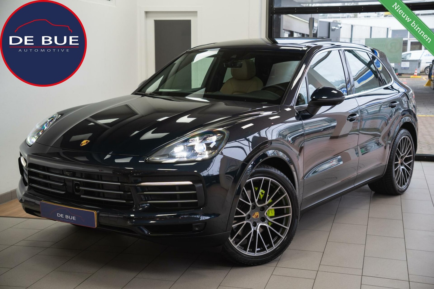 Porsche Cayenne - 3.0 E-Hybrid Pano Matrix Trekhaak BOSE 21" - AutoWereld.nl