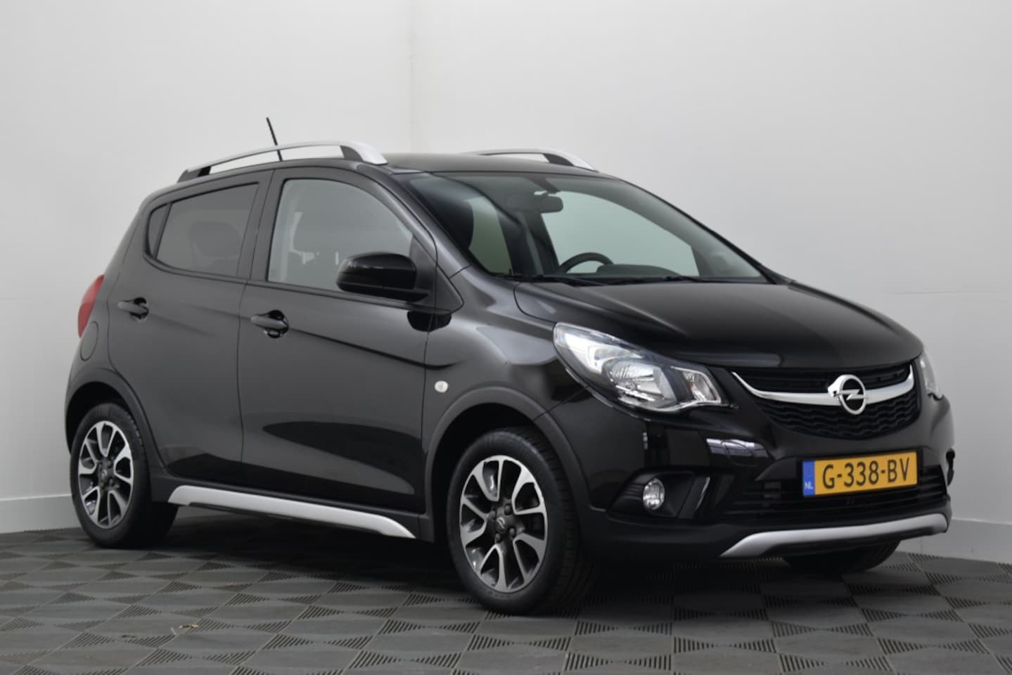 Opel Karl - 1.0 Rocks Online Edition 1.0 75PK Rocks Online Edition - AutoWereld.nl