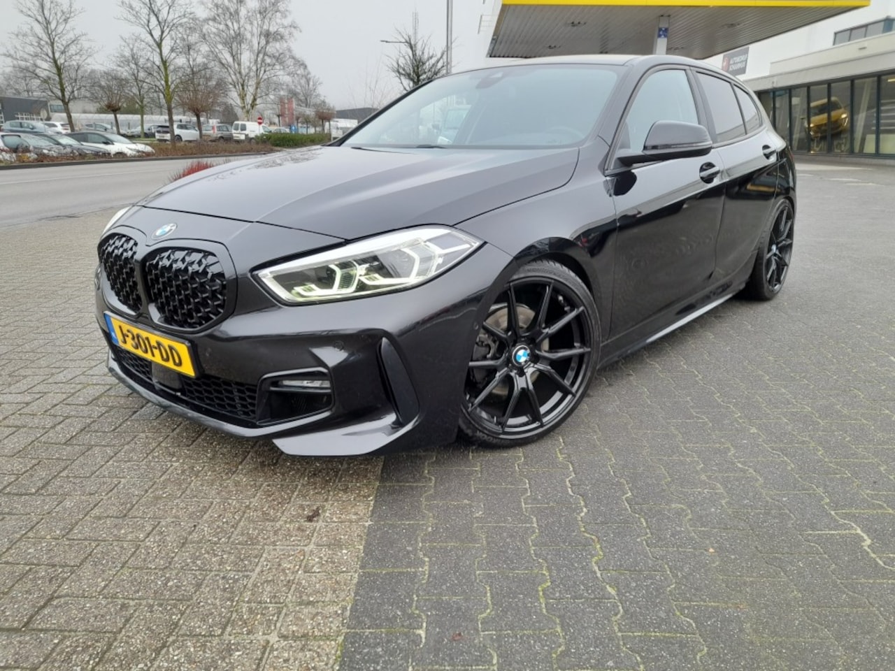 BMW 1-serie - 118I M PAKKET PDC V/A CAMERA  19 INCH SPORTWIELEN - AutoWereld.nl