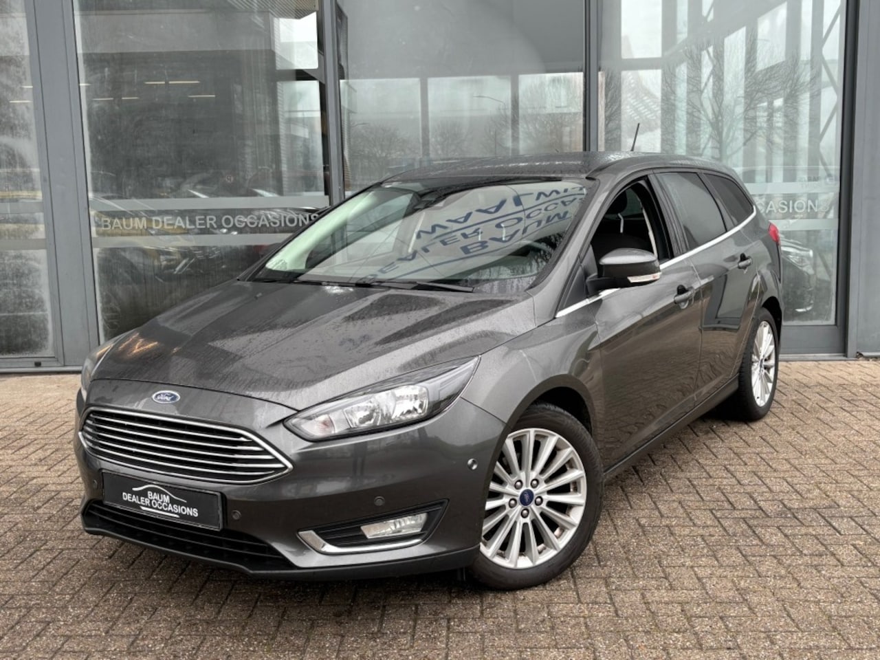 Ford Focus - 1.0 TITANIUM 125 PK NAVI AIRCO/ECC PDC CRUISE CONTROL - AutoWereld.nl