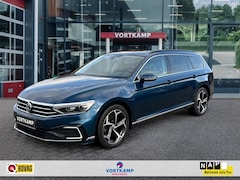 Volkswagen Passat Variant - 1.4 TSI DSG GTE PANO-DAK/CAMERA/MEMORY/NAVI/ACC/STOELVERW