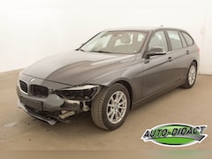 BMW 3-serie Touring - 316d Navi Leer