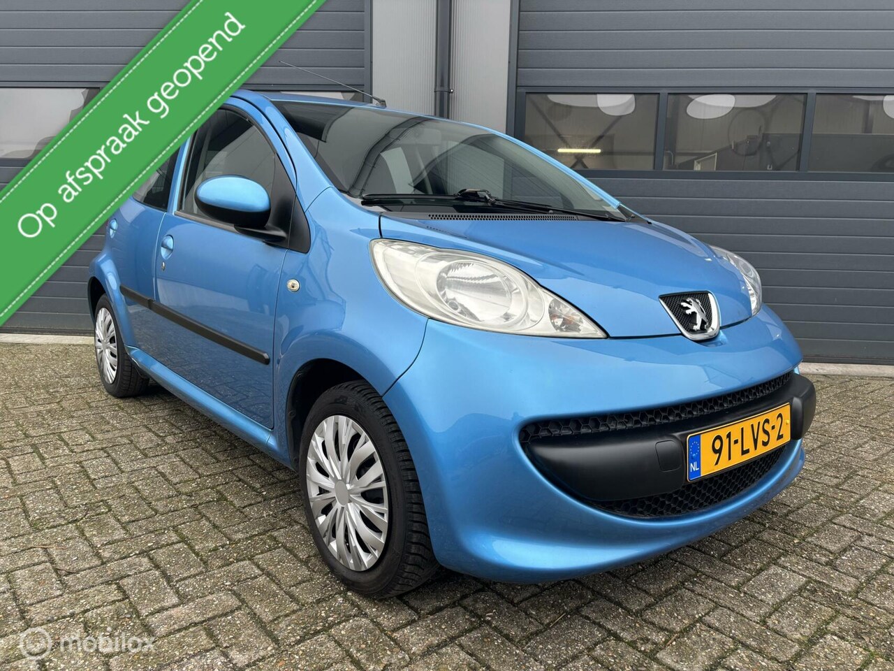 Peugeot 107 - 1.0-12V 122.Dkm NAVI uitvoering/14 MAAND APK - AutoWereld.nl