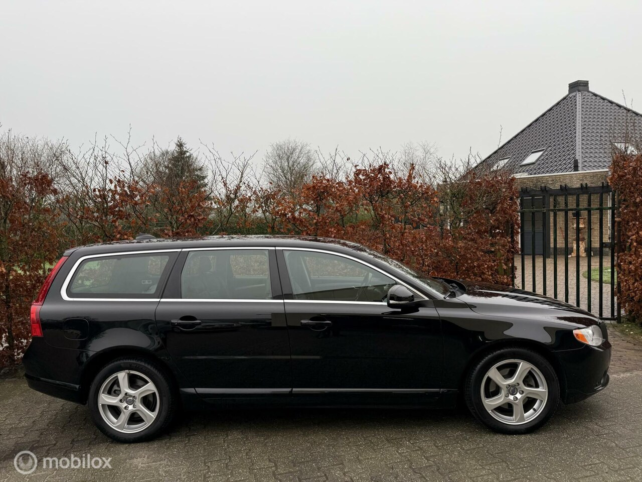 Volvo V70 - 1.6 T4 Nordic 1e Eigenaar! Orig. Nederlands. Volvo dealer onderhouden!!! - AutoWereld.nl