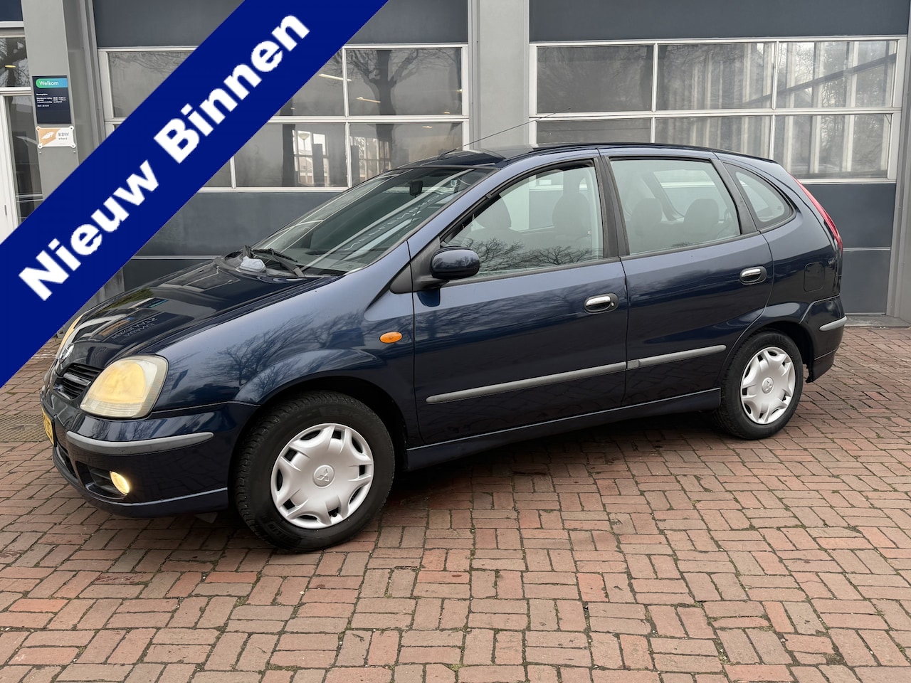 Nissan Almera Tino - 1.8 Acenta Bj 2005 apk 12-2025 Hoge Zit - AutoWereld.nl