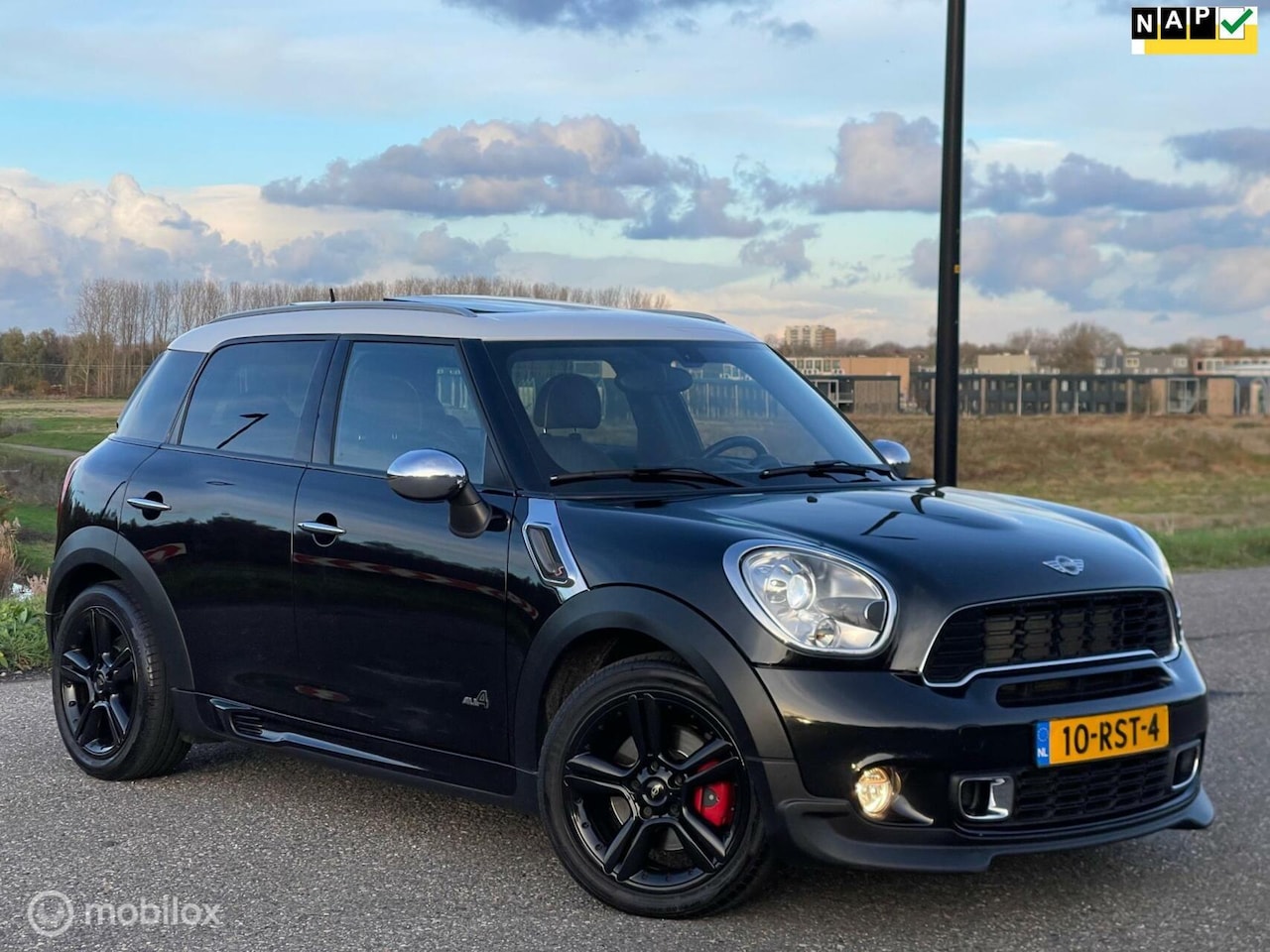 MINI Countryman - 1.6 Cooper S ALL4 Automaat| Pano|Leder|Xenon - AutoWereld.nl