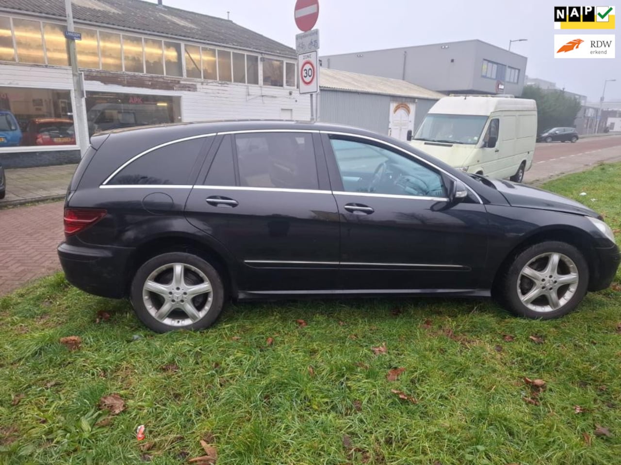 Mercedes-Benz R-klasse - 320 CDI 4-Matic 320 CDI 4-Matic,APK. 202000 km - AutoWereld.nl