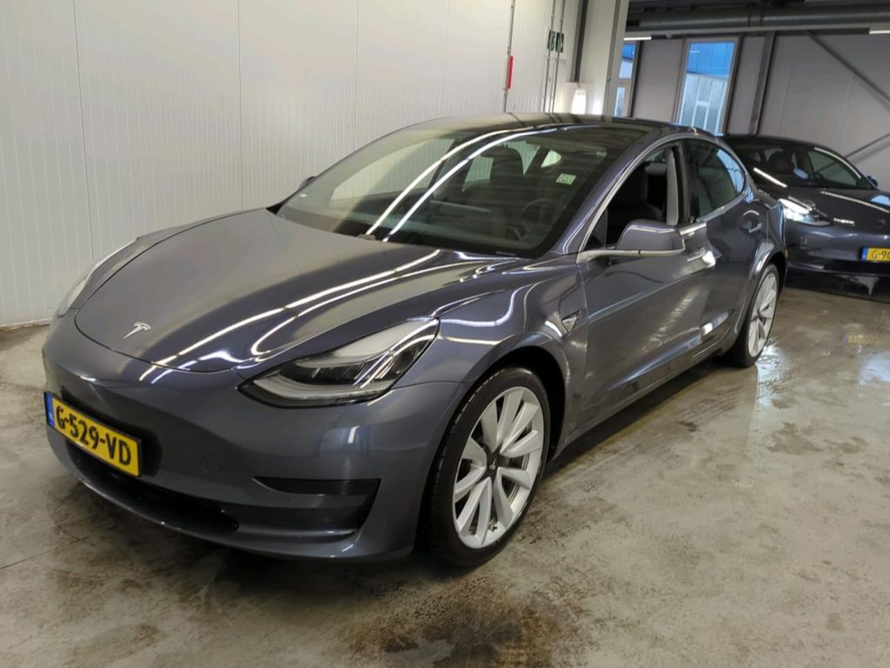 Tesla Model 3 - Standard RWD Plus [ TREKHAAK+AUTOPILOT+19+PREMIUM AUDIO ] - AutoWereld.nl