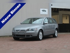 Volvo V50 - 2.4i Summum AUTOMAAT YOUNGTIMER incl. 21% BTW