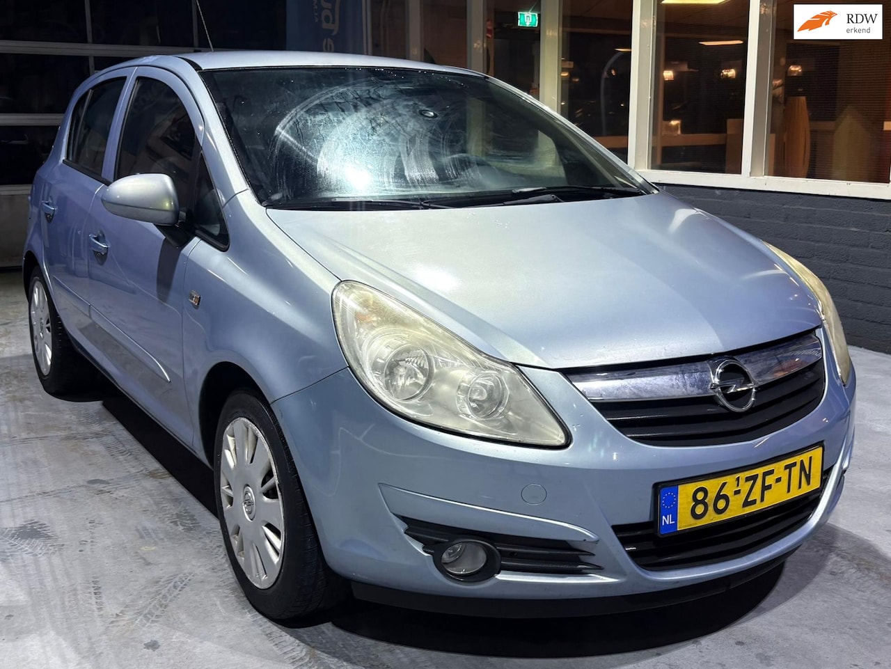 Opel Corsa - 1.2-16V Enjoy 1.2-16V Enjoy - AutoWereld.nl