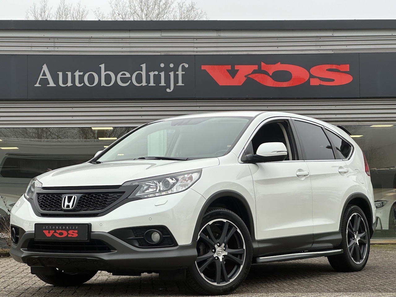 Honda CR-V - 2.0 Black edition | Camera | Trekhaak | Cruise - AutoWereld.nl