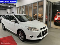 Ford Focus Wagon - 1.0 TURBO NIEUW DISTRIBUTIERIEM TITANIUM NAVI CLIMA PDC