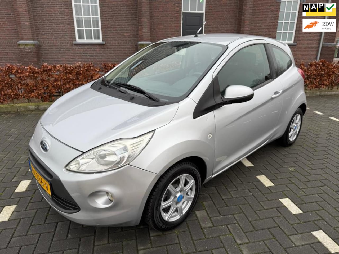 Ford Ka - 1.2 Trend met nieuwe koppeling en APK uit 2010 ! - AutoWereld.nl