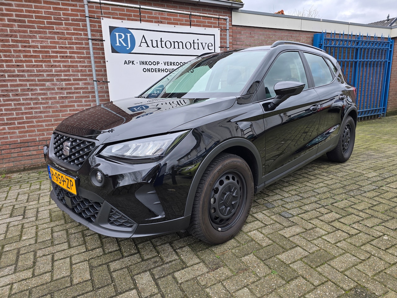 Seat Arona - 1.0 TSI Reference APK/NAP/1E EIGENAAR - AutoWereld.nl