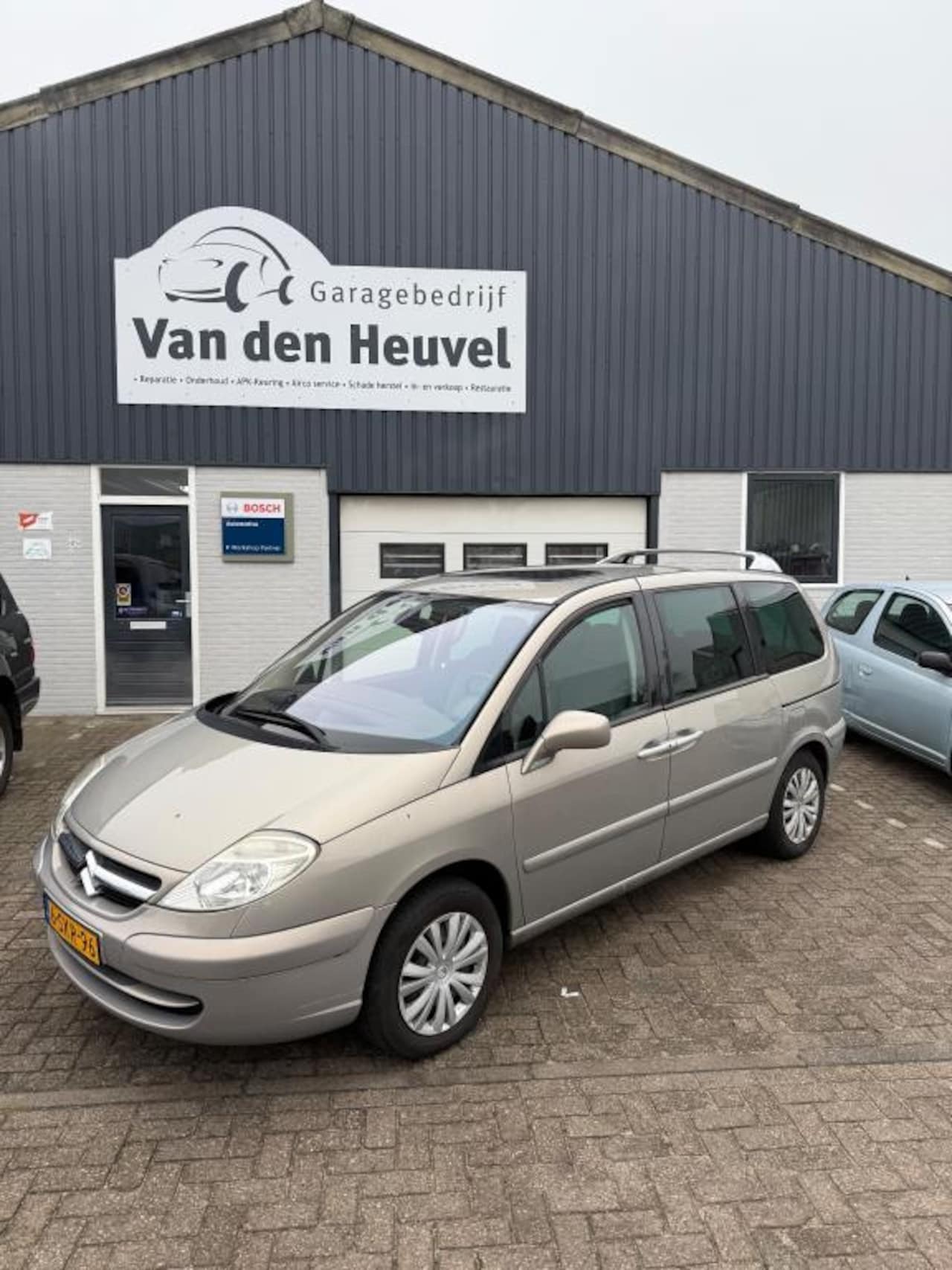 Citroën C8 - 2.0-16V Ligne Prestige 2.0-16V Ligne Prestige - AutoWereld.nl