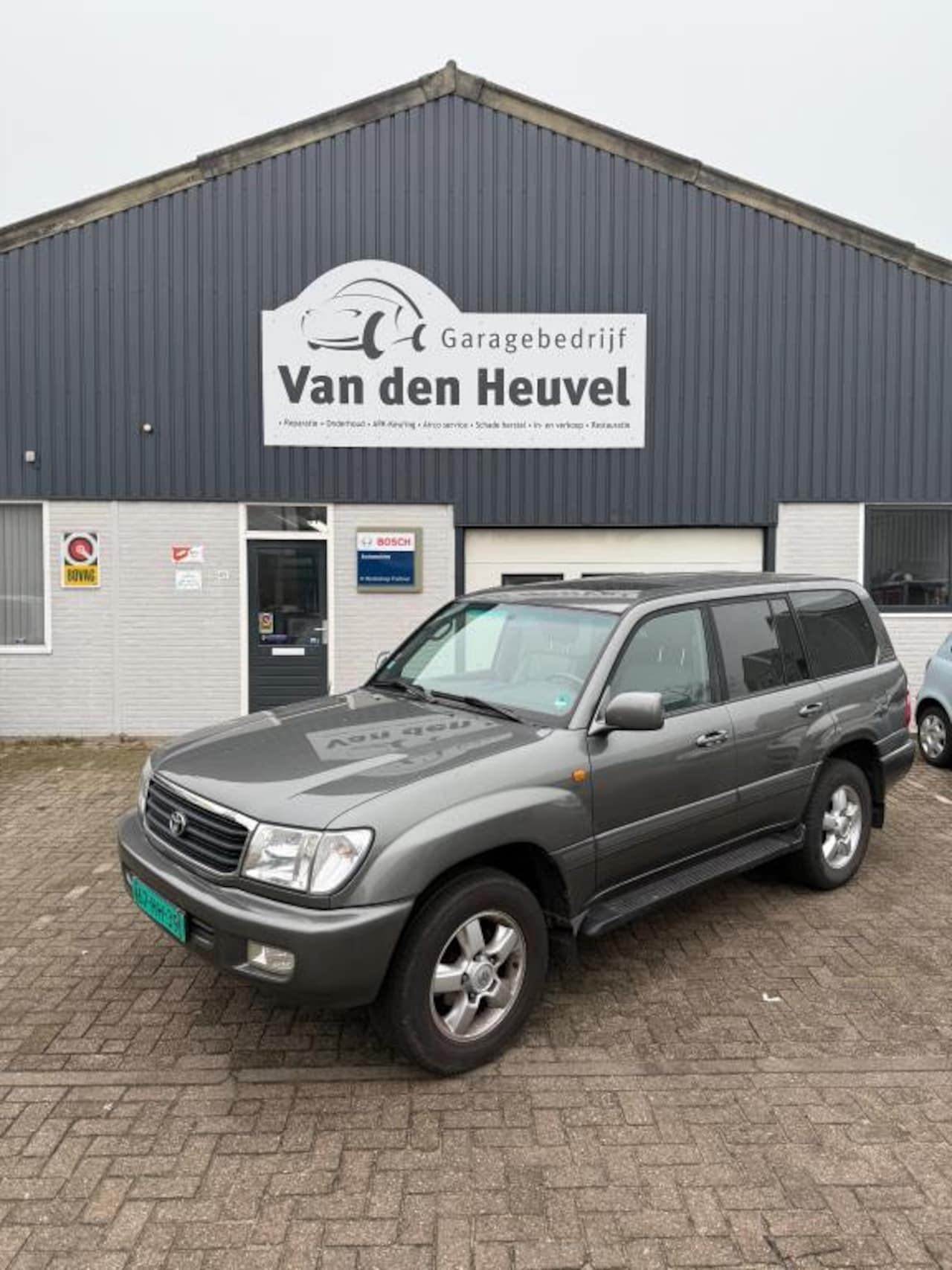 Toyota Land Cruiser 100 - 4.7i V8 Executive 4.7i V8 Executive - AutoWereld.nl