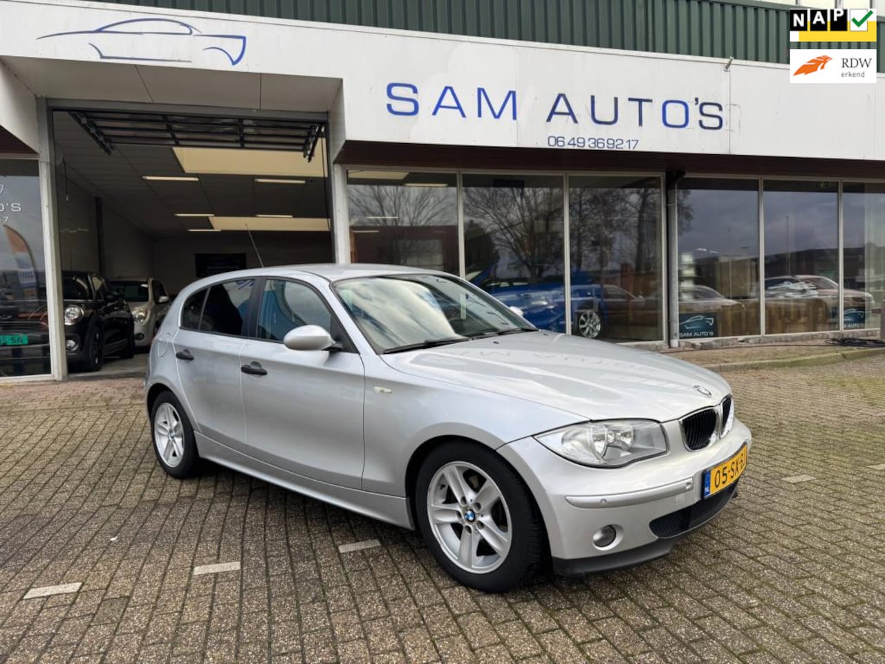 BMW 1-serie - 118i High Executive AUTOMAAT - AutoWereld.nl