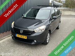 Dacia Lodgy - 1.2 TCe Lauréate 5p. NAP/TR HAAK/NWE APK/AIRCO