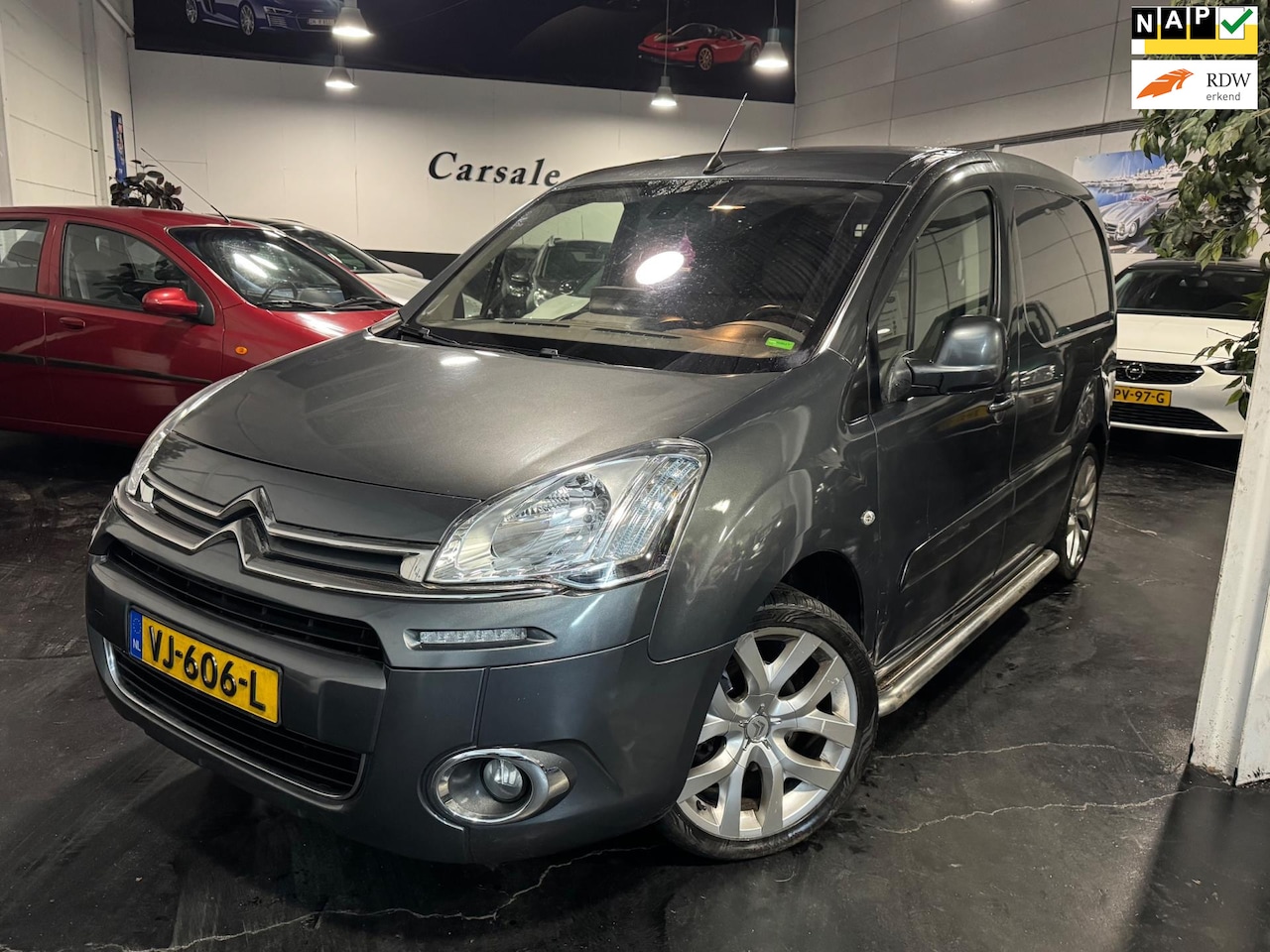 Citroën Berlingo - 1.6 e-HDI 500 automaat distributie vernieuwd - AutoWereld.nl