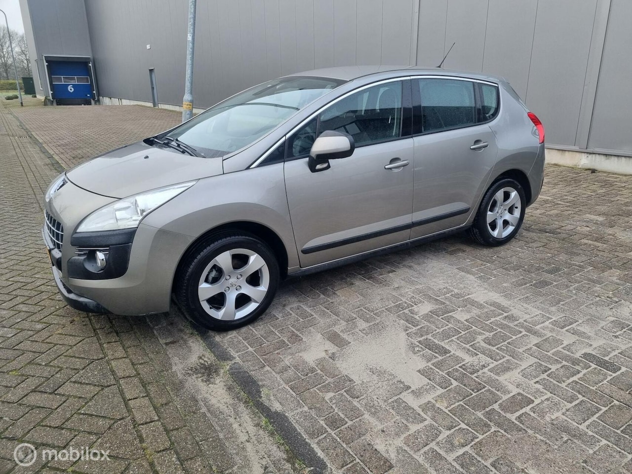 Peugeot 3008 - 1.6 VTi - AutoWereld.nl