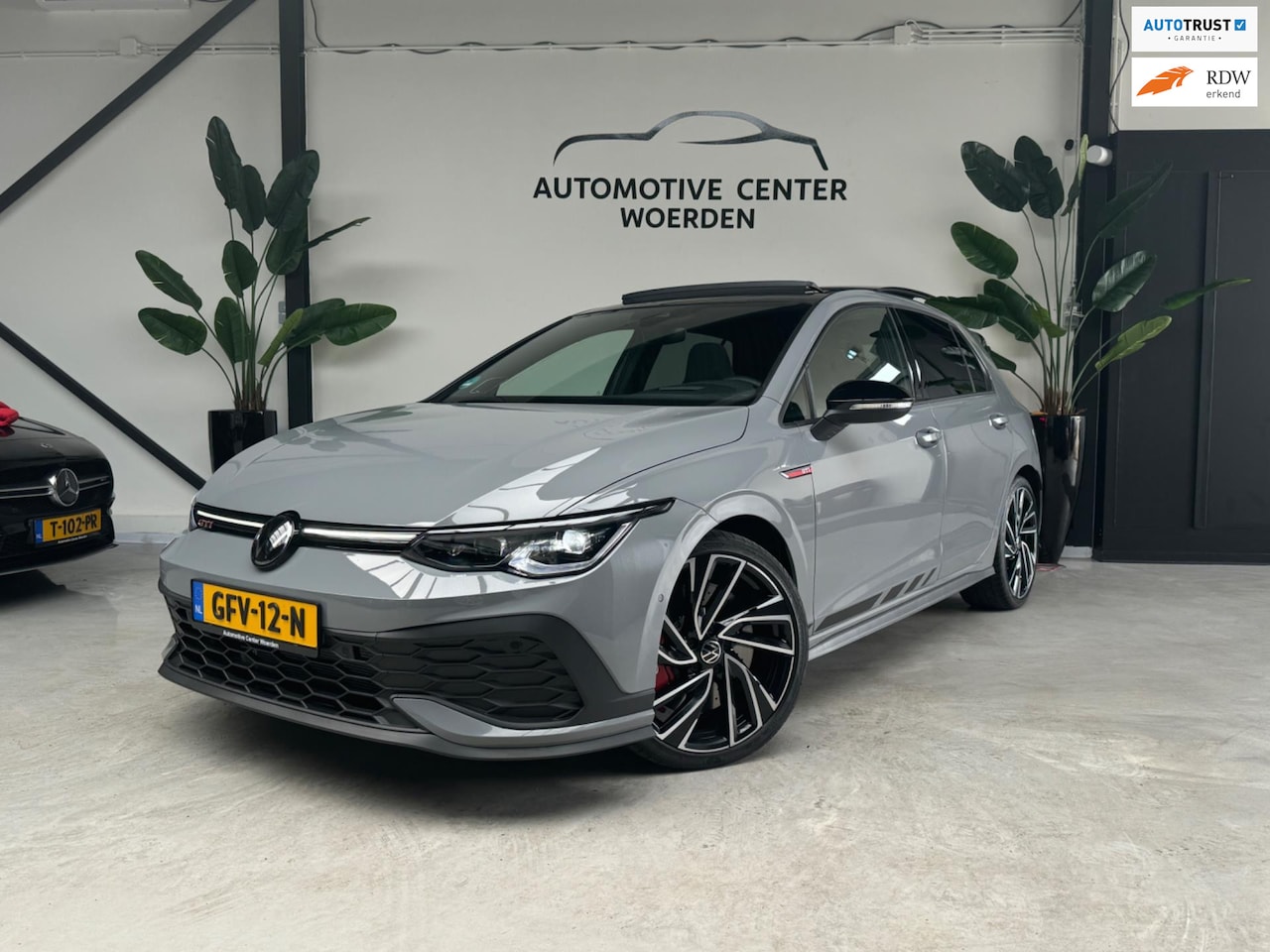 Volkswagen Golf - 2.0 TSI GTI CLUBSPORT FULL OPTION NARDO GREY 2024! - AutoWereld.nl