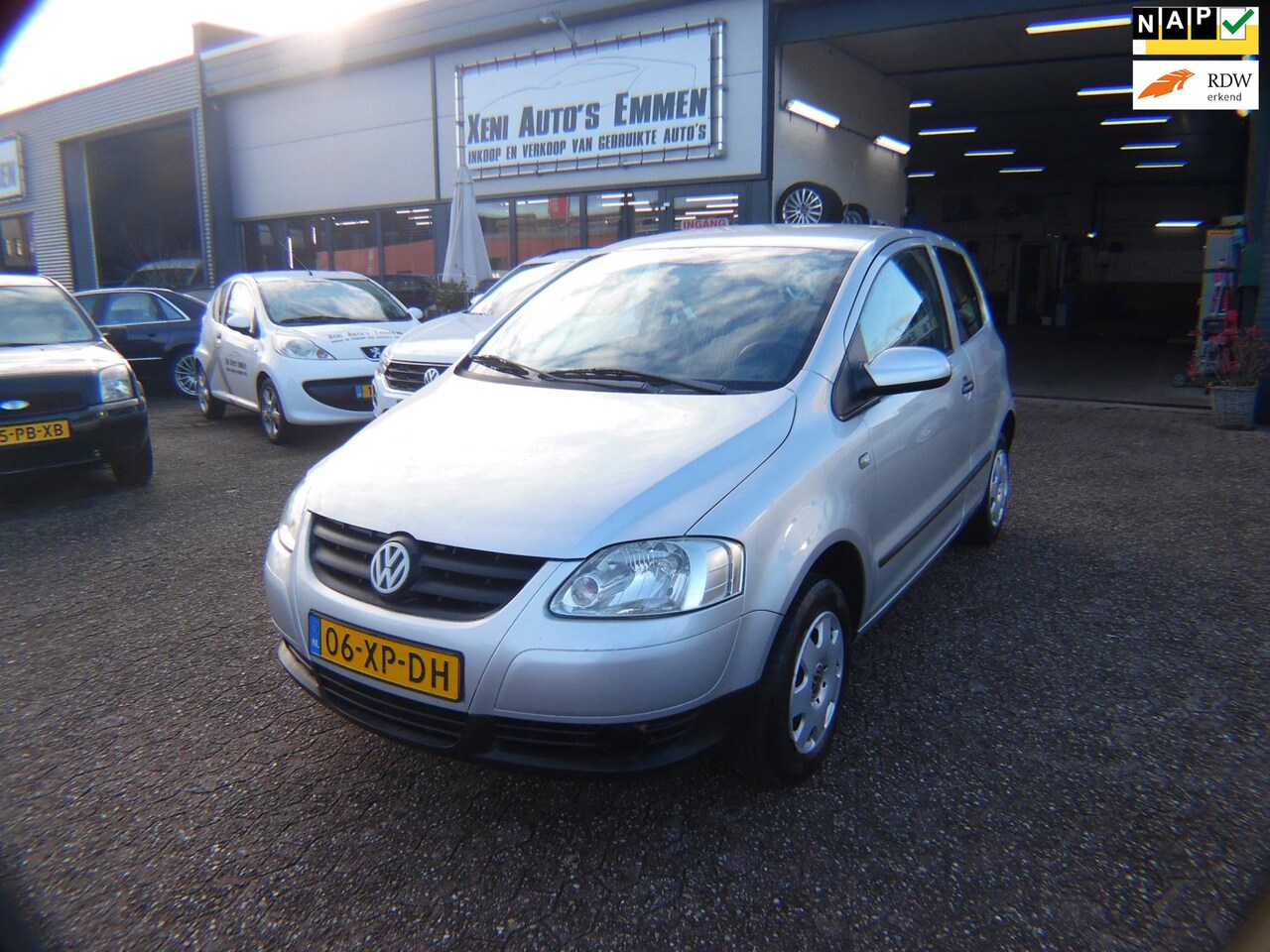 Volkswagen Fox - 1.2 Trendline|Nw.APK|Trekhaak|Nw.Olie en filters! - AutoWereld.nl