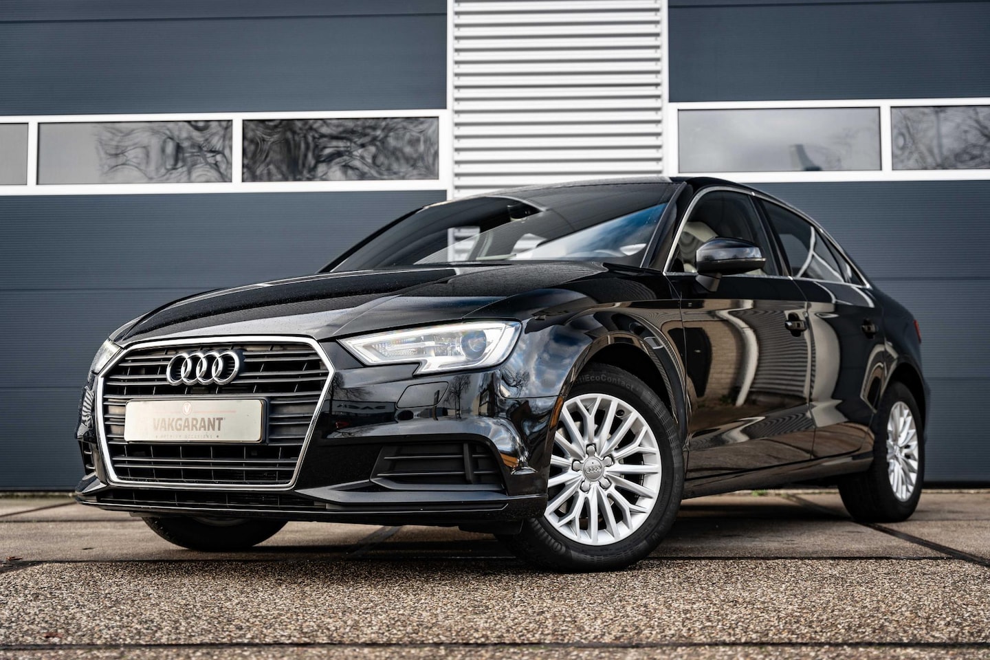 Audi A3 Limousine - 1.0 TFSI Pro Line |UNIEKE KMSTAND |Leder |Stoelverw. |Navi - AutoWereld.nl