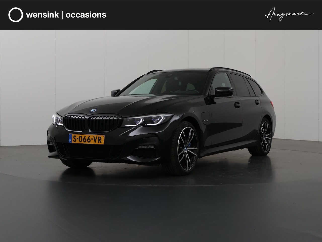 BMW 3-serie Touring - 330e High Executive | M-Sport | LED | Panoramadak | ShadowLine | Sportstoelen | Standkache - AutoWereld.nl