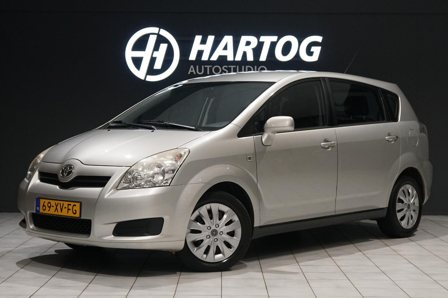 Toyota Verso - 1.6 VVT-i Terra + TREKHAAK - AutoWereld.nl