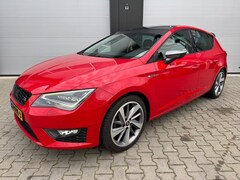 Seat Leon - 1.4 TSI FR, LED, Panorama, Navi, Afneembare trekhaak