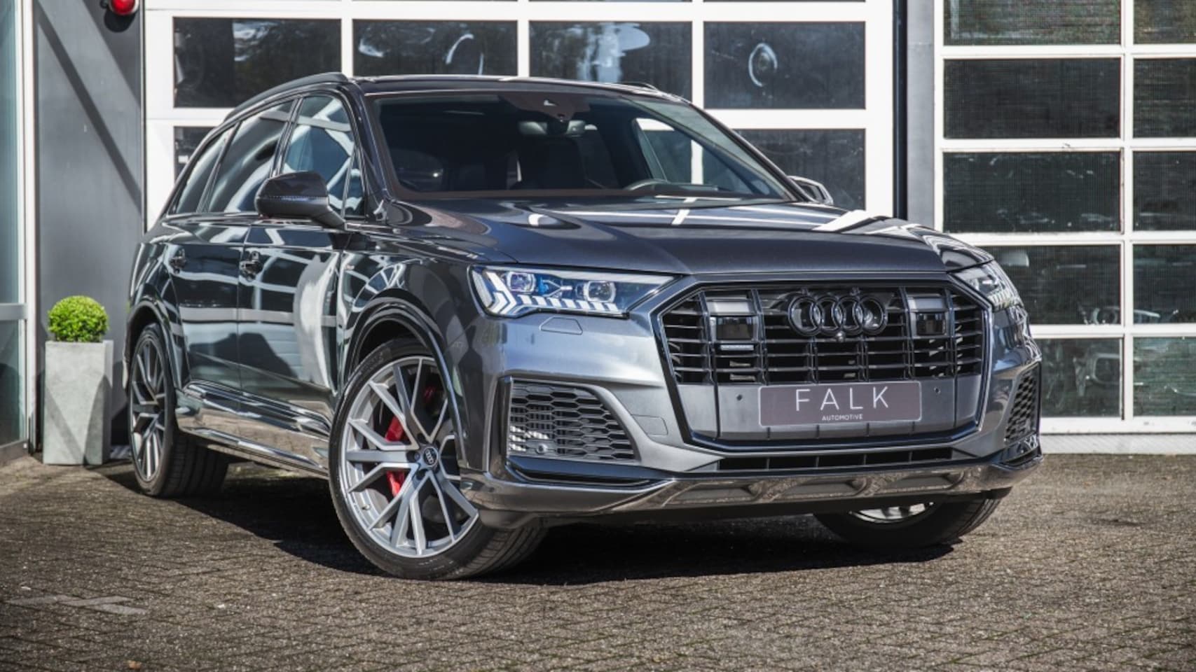 Audi Q7 - 60 TFSI e quattro Comp. Carbon RS stoelen Massage BenO 360c Softc - AutoWereld.nl