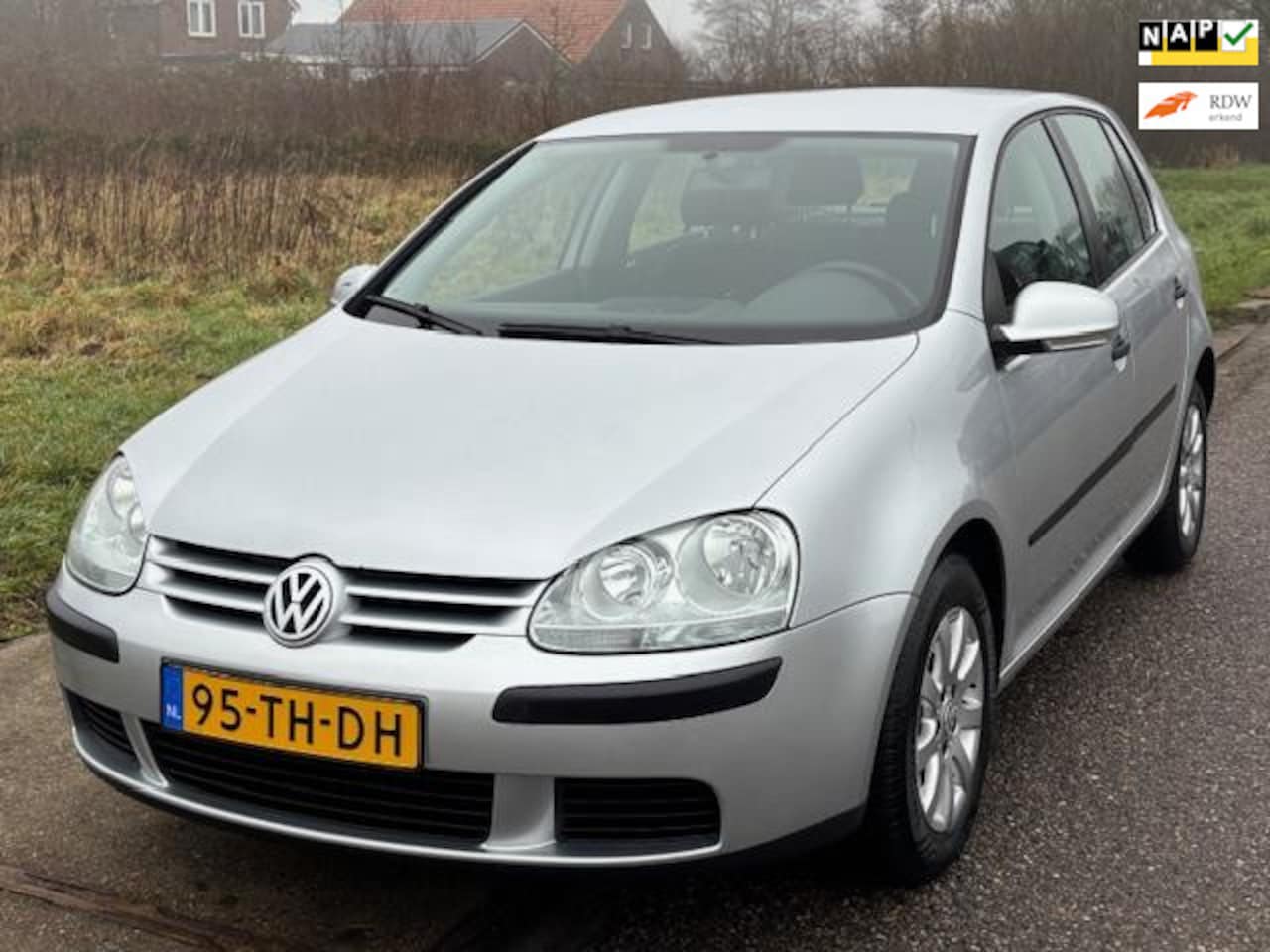 Volkswagen Golf - 1.6 FSI Comfortline 5-Drs ECC Audio/CD Electric pakket LMV 15" ABS Cruisecontrol EBD Deale - AutoWereld.nl