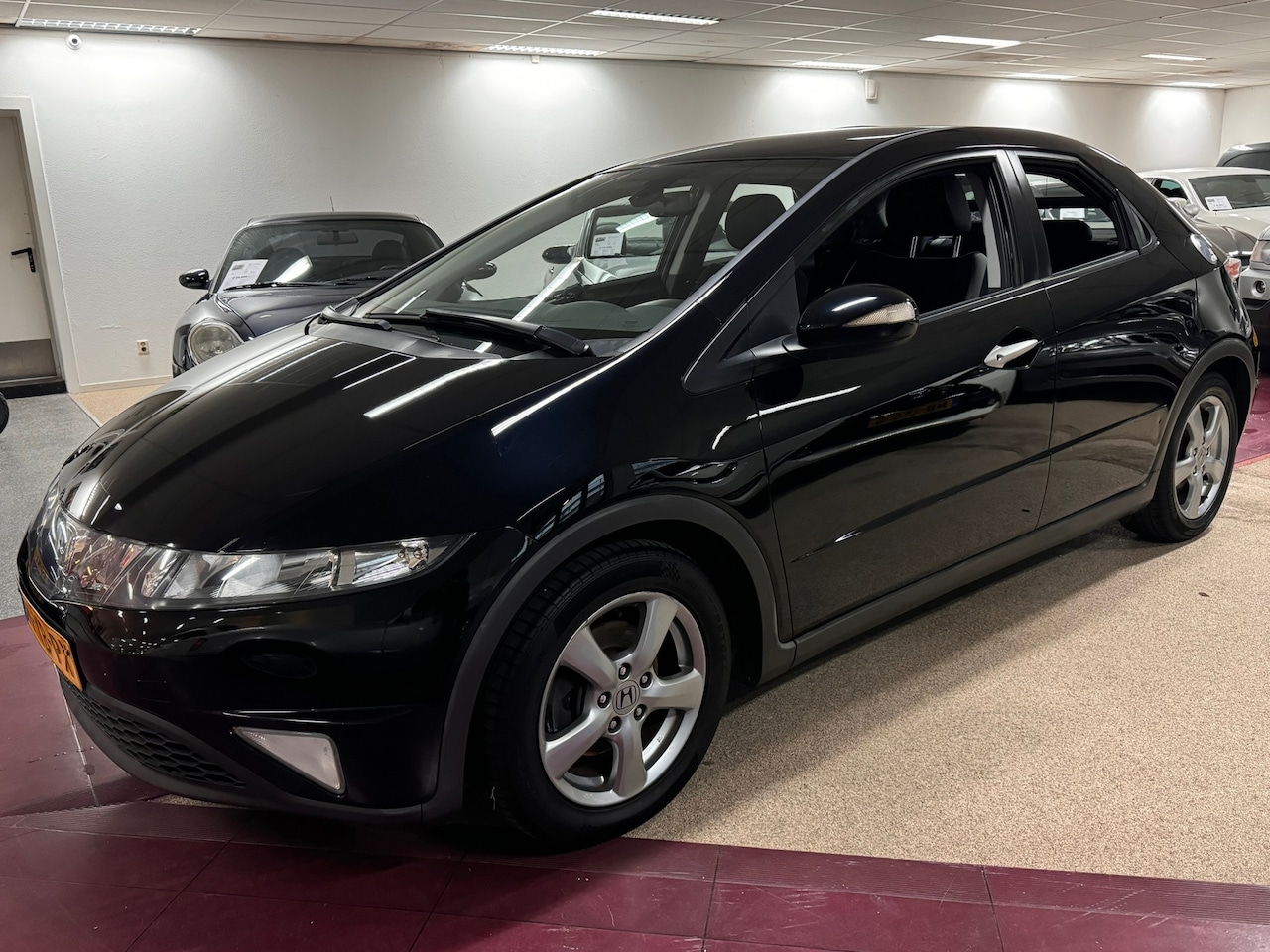 Honda Civic - 1.4 Sport INCL. NWE APK 12-2025 - AutoWereld.nl