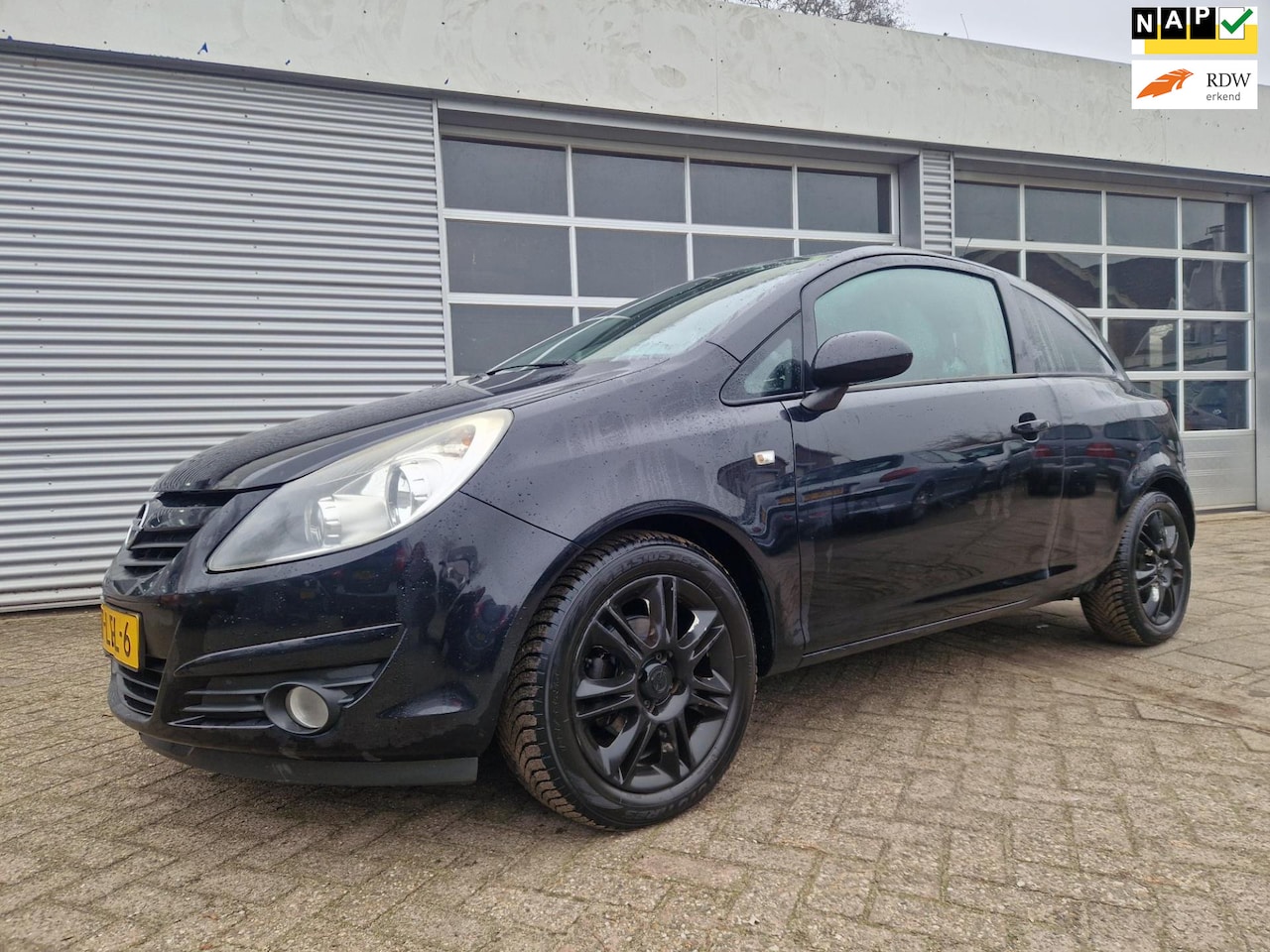 Opel Corsa - 1.4-16V Color Edition 1.4-16V Color Edition - AutoWereld.nl