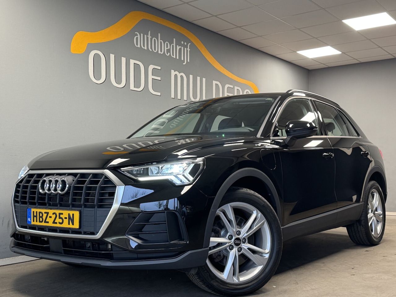 Audi Q3 - 45 TFSI e Stoelverwarming/360° Camera/Parkeersensoren - AutoWereld.nl