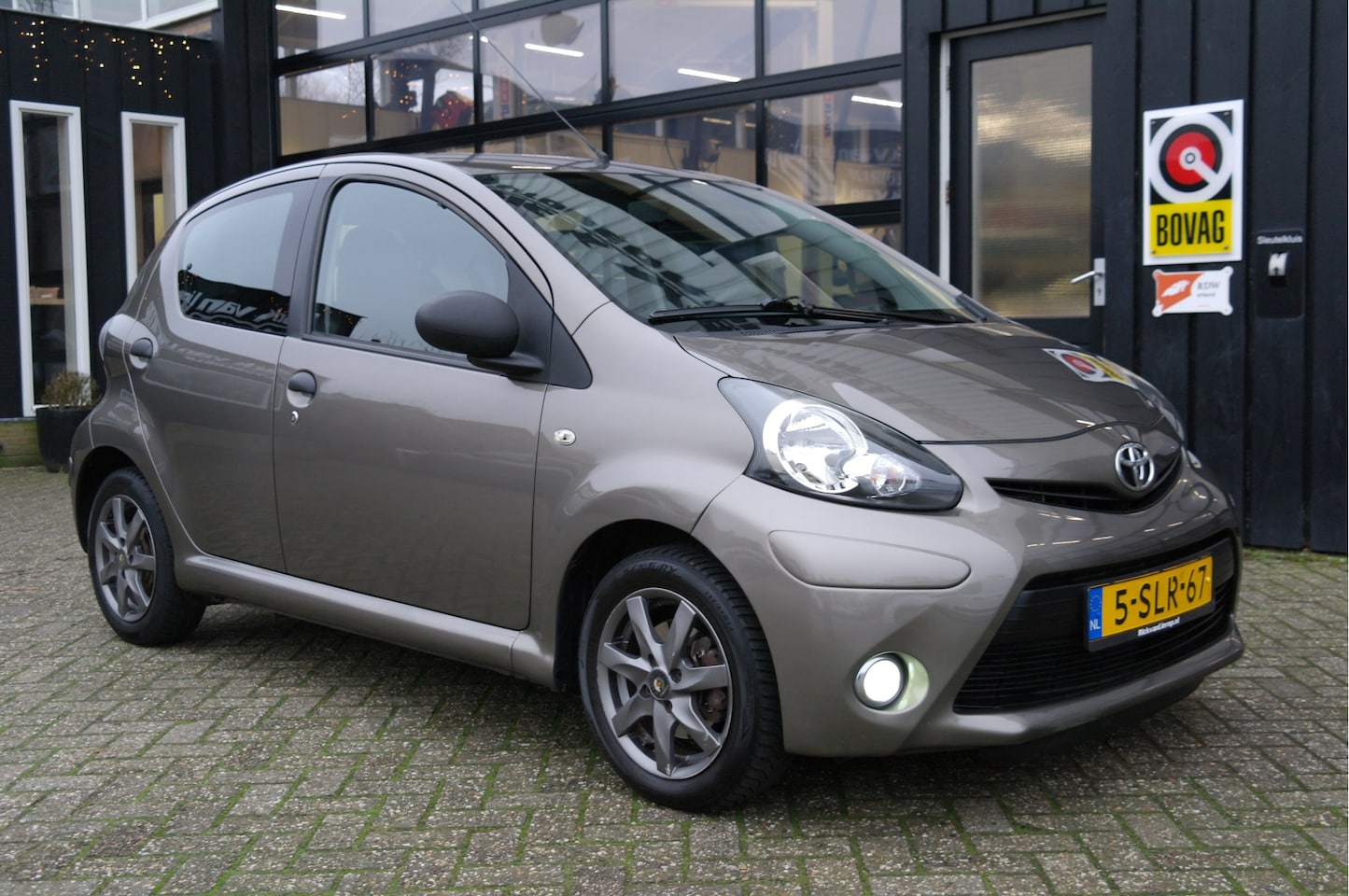 Toyota Aygo - 1.0 VVT-i Now | Airco | 14'' | NL-Auto - AutoWereld.nl