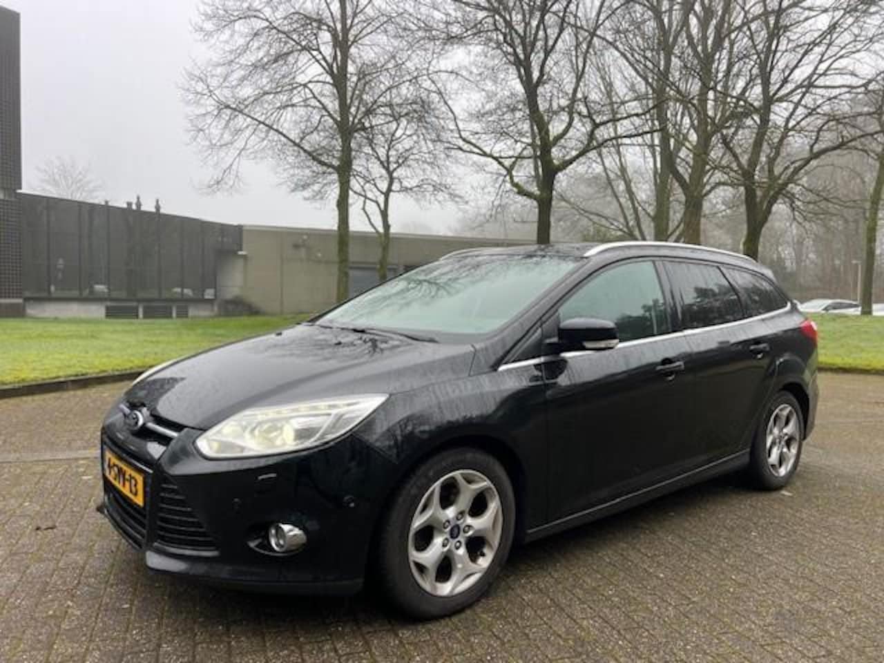 Ford Focus Wagon - 1.6 TDCI ECOnetic Lease Titanium Led Xenon Navi - AutoWereld.nl