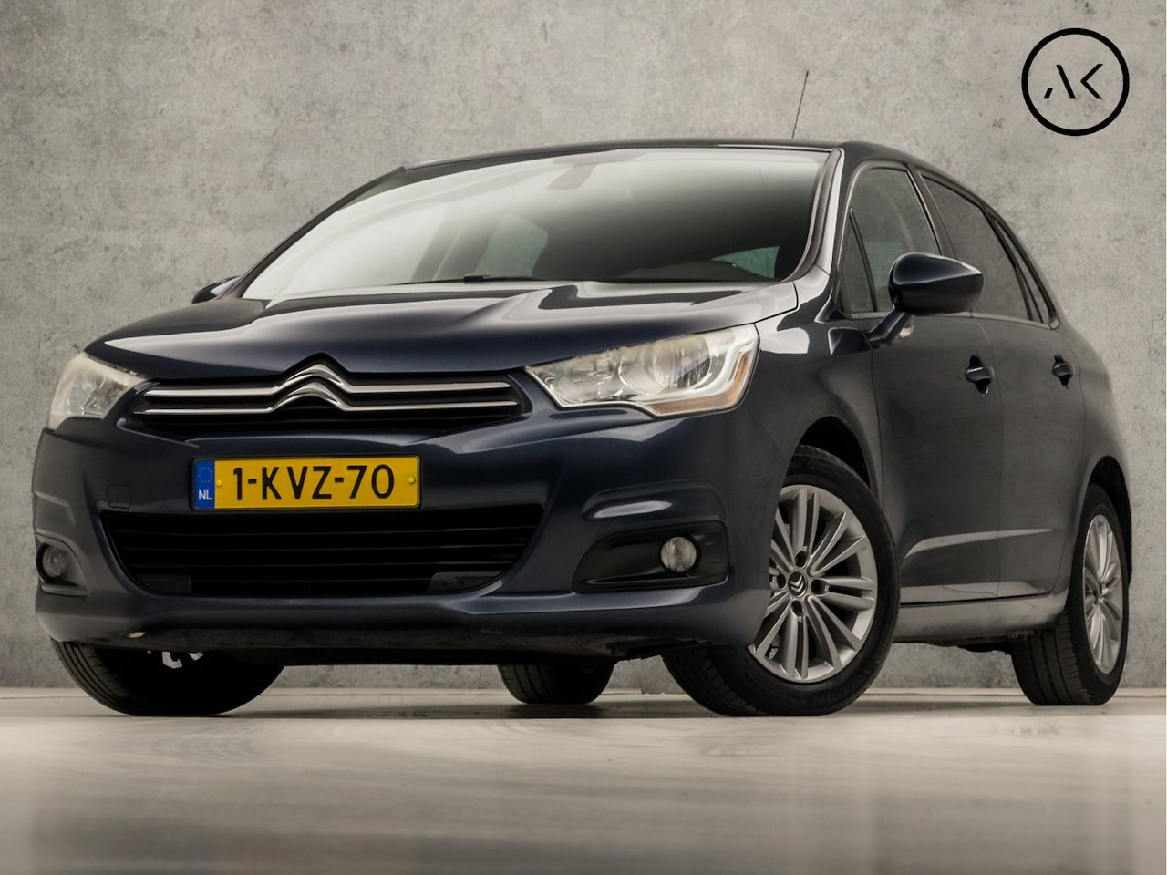 Citroën C4 - 1.6 VTi Ligne Business (NAVIGATIE, CLIMATE, TREKHAAK, GETINT GLAS, LM VELGEN, SPORTSTOELEN - AutoWereld.nl