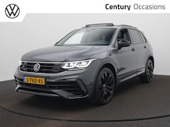 Volkswagen Tiguan - 1.4 TSI eHybrid R-Line Business Panoramadak / Trekhaak / Camera / 20'' inch