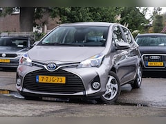 Toyota Yaris - 1.5 Full Hybride 5 DEURS Automaat rijklaar bovag-garantie