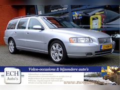 Volvo V70 - 2.5T 210 pk LPG-G3, Leer, Schuifdak, 17 inch, Trekhaak