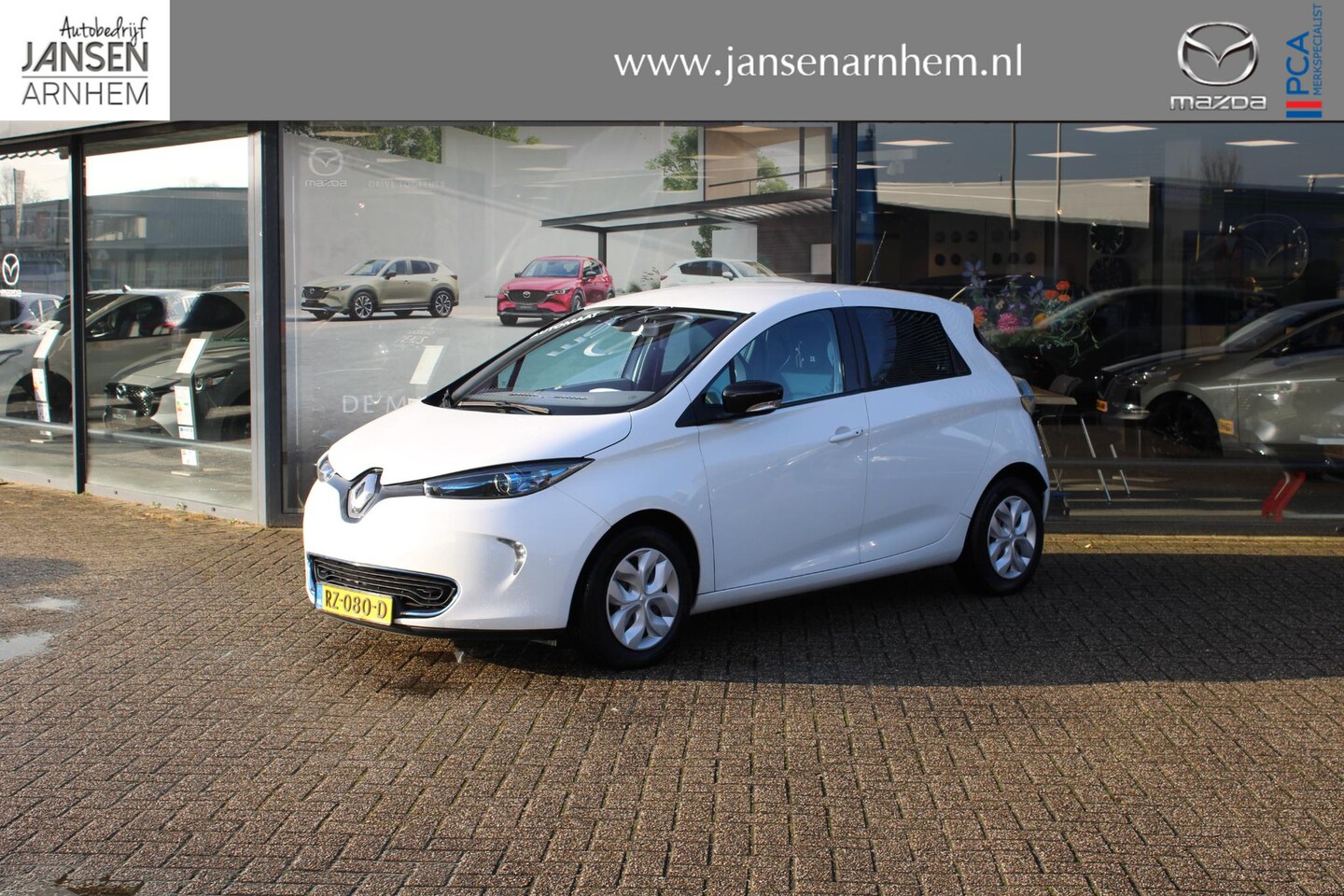 Renault Zoe - Q210 Life Quickcharge 22 kWh (ex Accu) , Automaat, Navi, Clima, Cruise, PDC, Bluetooth (hu - AutoWereld.nl